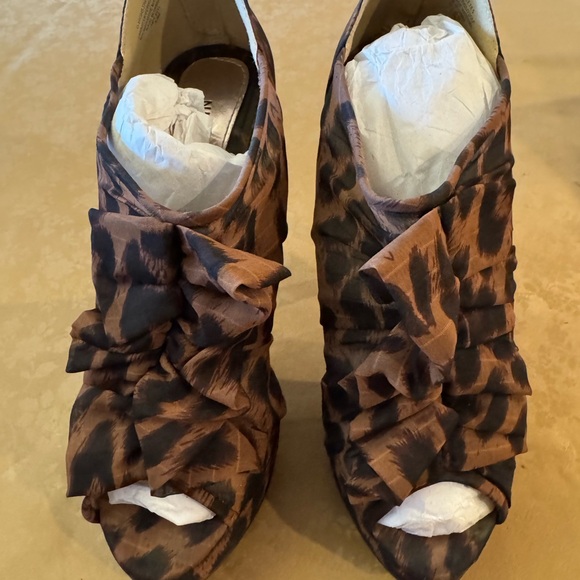 Nine West Brown Animal Print Heels - Picture 3 of 3